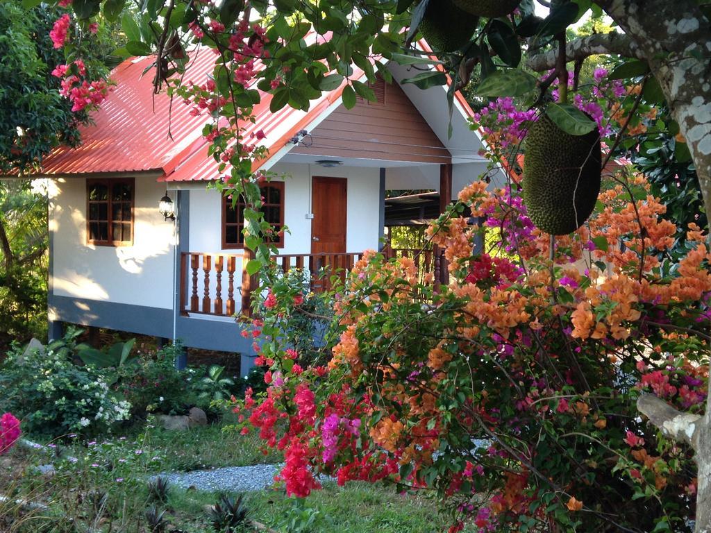 아리야 리조트 Watthana Nakhon 외부 사진